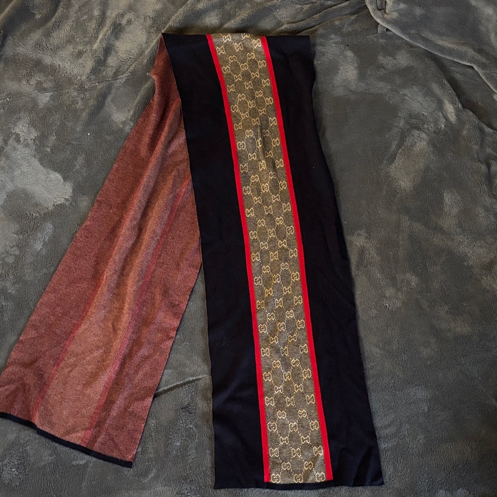 Black and Red Patterned Scarf